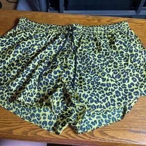 Good American Size 4 Running Shorts